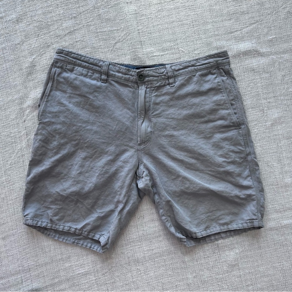 Banana Republic Men's Linen Casual Shorts gray size 34